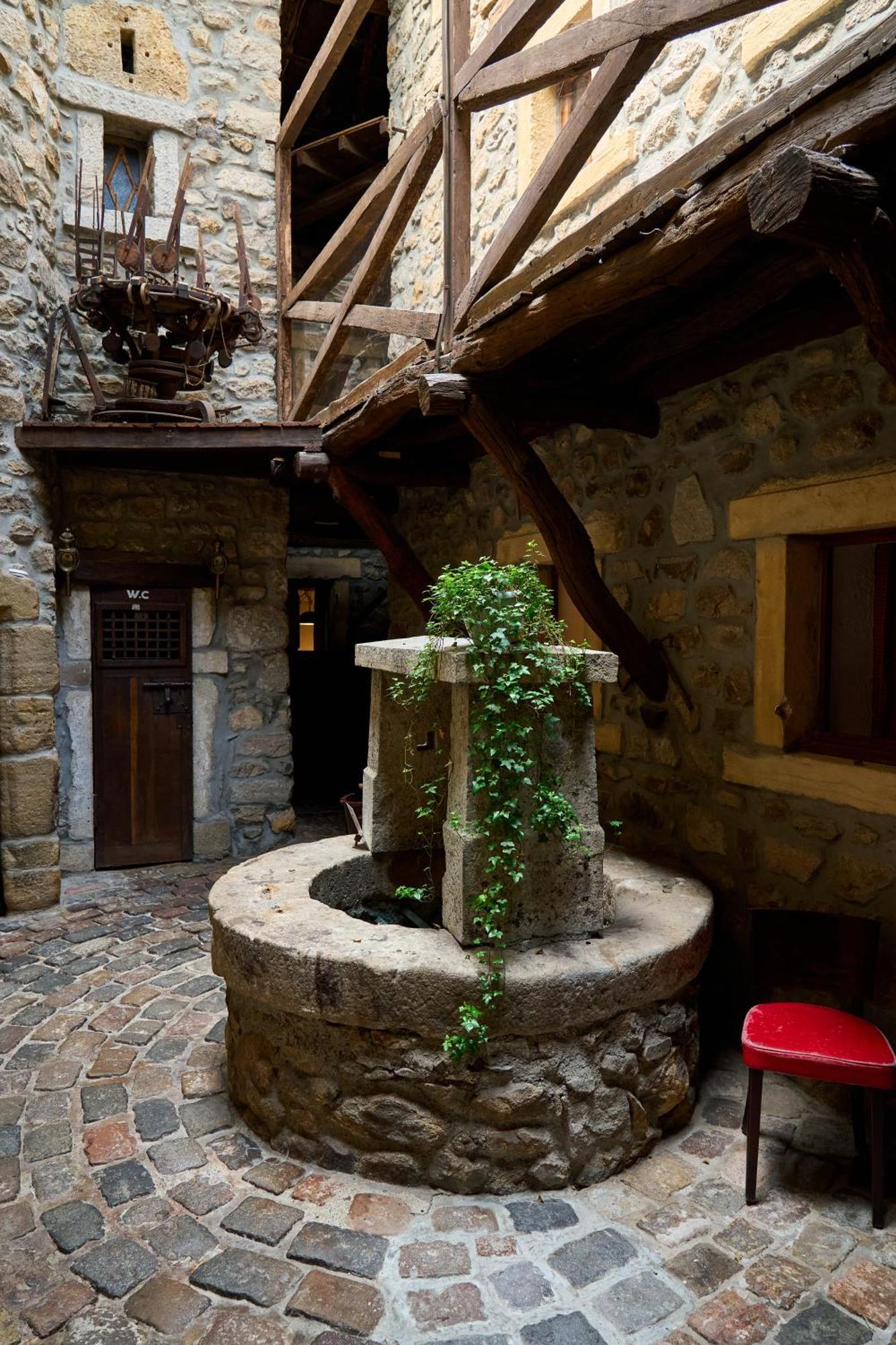 Aux Prisons De Montagny Bed & Breakfast Montagny  Dış mekan fotoğraf